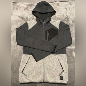 Small lightweight O’Neill fleece zip jacket